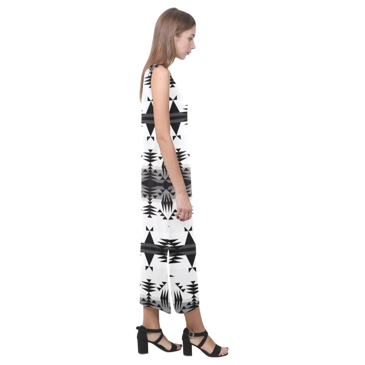 Between the Mountains White and Black Phaedra Sleeveless Open Fork Long Dress