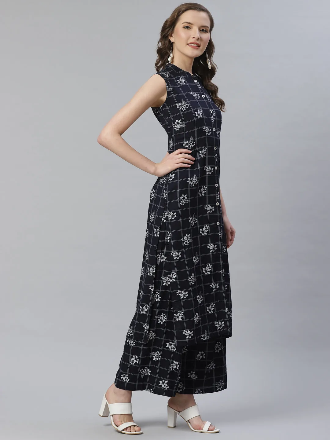 Jashvi Women Black & White Floral Printed Kurta with Palazzos