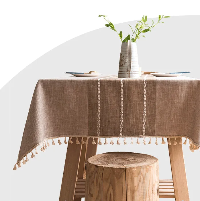 Minimalist Tablecloth With Tassels