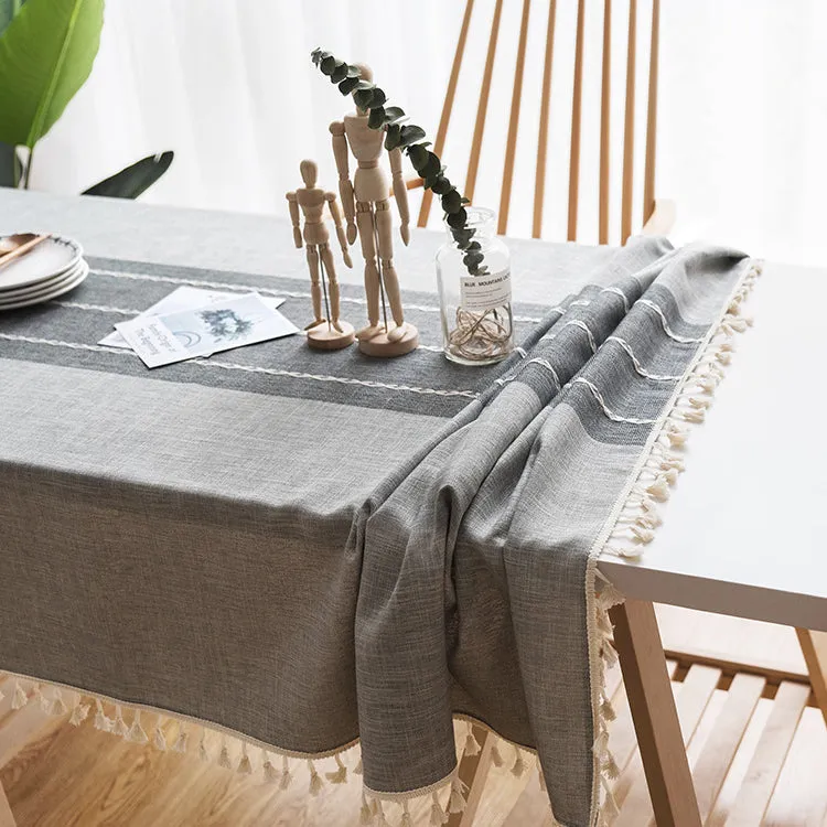 Minimalist Tablecloth With Tassels