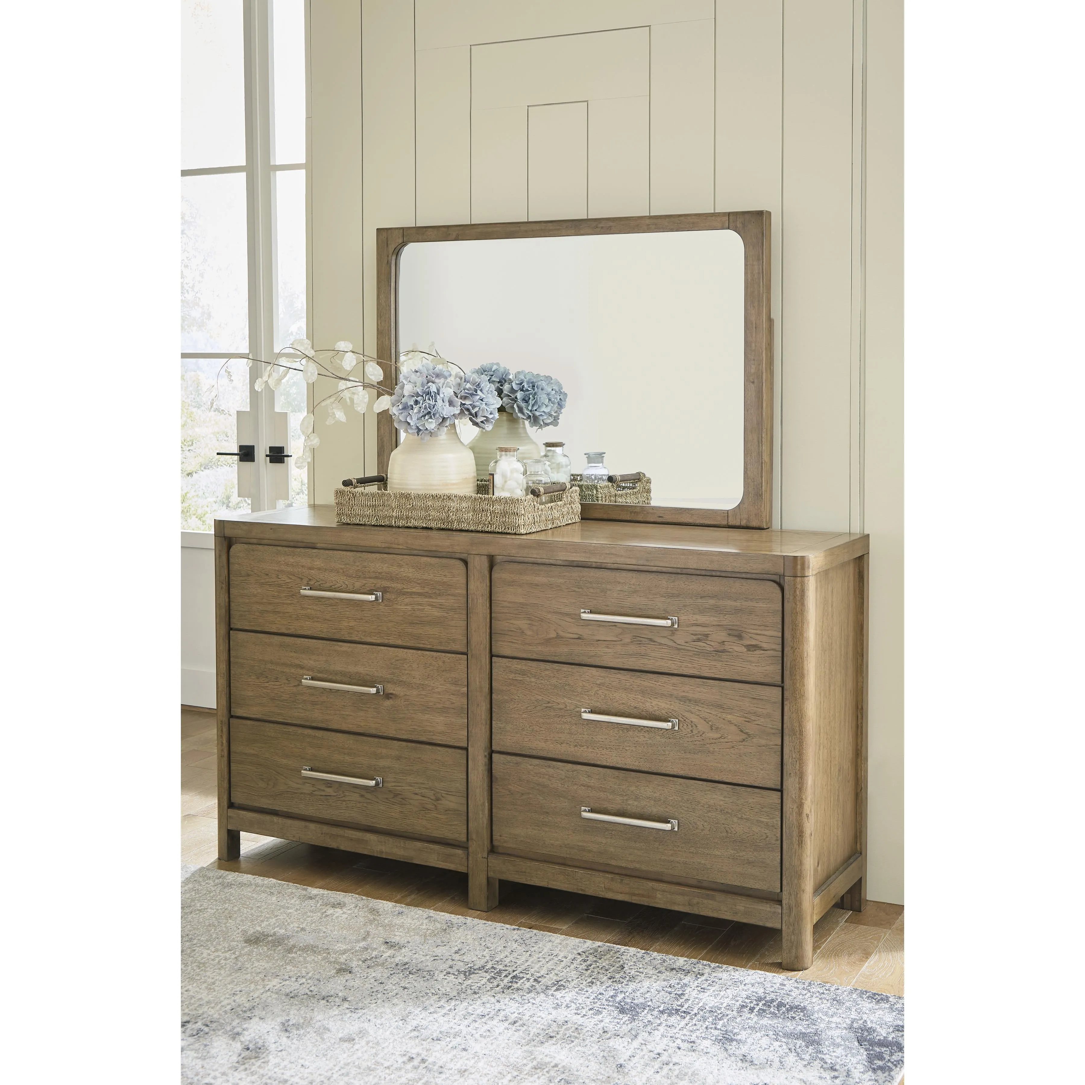Signature Design by Ashley Cabalynn 6-Drawer Dresser B974-31